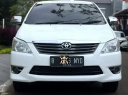 Dijual Mobil Toyota Kijang Innova E 2013 Bekas di DKI Jakarta 2