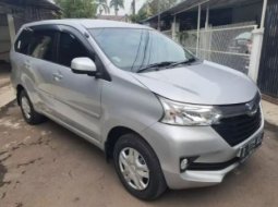 Jual Mobil Bekas Daihatsu Xenia R DLX 2016 di Jawa Barat 2