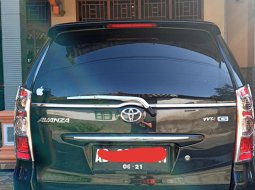 Dijual Mobil Bekas Toyota Avanza G 2011 Hitam di Jawa Tengah 6