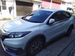 Dijual Cepat Honda HR-V E Mugen 2018 di Jawa Timur 3