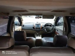 Dijual Mobil Toyota Fortuner G Diesel 2010 di Bekasi 5