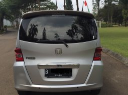 Dijual Honda Freed PSD 2010 di Tangerang Selatan 10