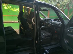 Dijual Nissan Serena Highway Star 2014 di Jawa Tengah 4