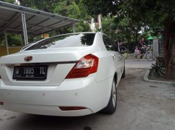 Dijual Mobil Geely Emgrand 2013 Terawat di Jawa Timur 1