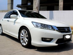 Dijual Mobil Honda Accord 2.4 VTi-L 2015 Putih di DKI Jakarta 10