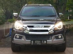 Jual Mobil Bekas Isuzu MU-X 2.5 2017 di DKI Jakarta 3