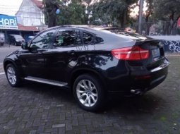 Dijual Cepat BMW X6 xDrive35i 2010 di Jawa Barat 4