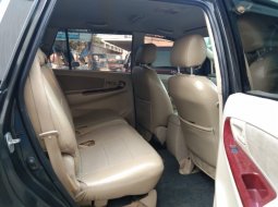 Jual Mobil Toyota Kijang Innova 2.0 G 2005 Bekasi 5