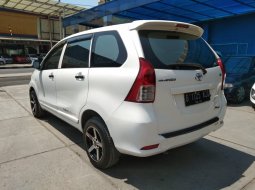 Dijual Cepat Toyota Avanza E 2014 MPV di Bekasi 2