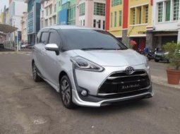 Dijual Cepat Toyota Sienta Q 2017 di DKI Jakarta 2
