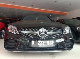 Jual Mobil Bekas Mercedes-Benz C-Class C 300 2019 di Jawa Barat 1