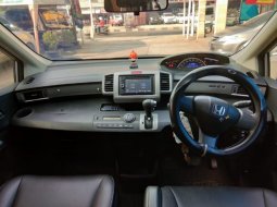 Jual Mobil Bekas Honda Freed PSD 2013 di Bekasi 2