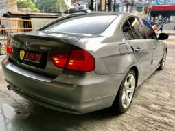 Jual Mobil Bekas BMW 3 Series 320i 2012 di DKI Jakarta 4