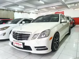 Jual Mobil Bekas Mercedes-Benz E-Class E 300 2012 di Jawa Barat 1