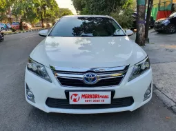 Jual Mobil Bekas Toyota Camry 2.5 Hybrid 2012 di Jawa Barat 2