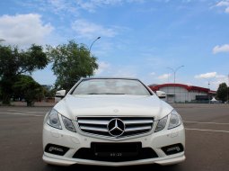 Dijual Cepat Mercedes-Benz E-Class 250 2013 Convertible di DKI Jakarta 7