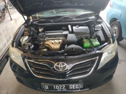 Toyota Camry G  4