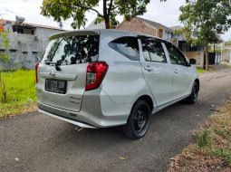 Jual Mobil Bekas Daihatsu Sigra 1.0 M M/T 2018 Silver di Jawa Barat 6