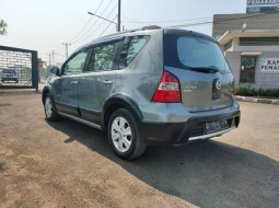 Dijual Mobil Nissan Livina X Gear M/T 2010 Gray di Jawa Barat 3