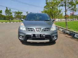 Dijual Mobil Nissan Livina X Gear M/T 2010 Gray di Jawa Barat 1