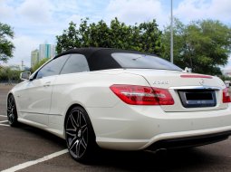 Dijual Mobil Mercedes-Benz E-Class E250 2011 Convertible di DKI Jakarta 4