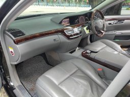 Dijual Mobil 4Mercedes-Benz S-Class 300 2008 Sedan di DKI Jakarta 3