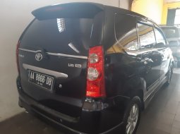 Toyota Avanza S 2009 3