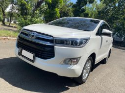 Toyota Kijang Innova V 2019 Putih 10