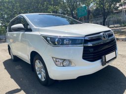 Toyota Kijang Innova V 2019 Putih 9