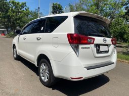 Toyota Kijang Innova V 2019 Putih 6