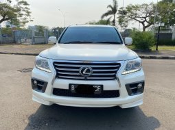 Dijual Mobil Lexus LX 570 2012 di DKI Jakarta 1