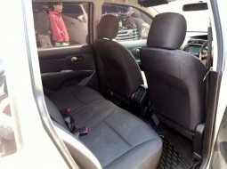 Dijual Mobil Nissan Grand Livina SV 2013 Termurah di Bogor 1