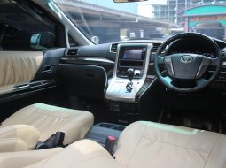 Dijual Cepat Toyota Vellfire Z Audio Less 2011 Putih di DKI Jakarta 4