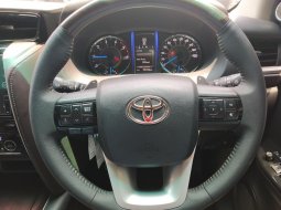 Dijual Cepat Toyota Fortuner VRZ 2016 di DKI Jakarta 7