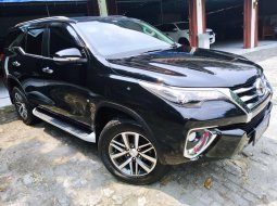 Dijual Cepat Toyota Fortuner VRZ 2016 di DKI Jakarta 4