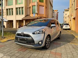 Dijual Cepat Toyota Sienta V 2017 di DKI Jakarta 6