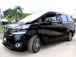 Jual Mobil Toyota Vellfire 2.5 NA 2015 Hitam di DKI Jakarta 10