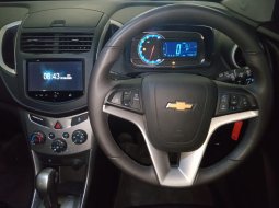 Dijual Mobil Chevrolet Trax 1.4 LTZ Turbo AT 2016 Merah Metalik Good Condition di Jawa Barat 2