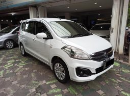 Dijual Mobil Suzuki Ertiga GL Manual 2016 di Jawa Timur 9