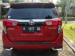 Jual Mobil Toyota Innova Reborn Venturer 2017 di Jawa Tengah 5