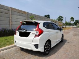 Dijual Cepat Honda Jazz RS 1.5 matic 2016 KM 38rb di Bekasi  8