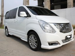 Jual Cepat Hyundai H-1 Royale 2016 Putih di DKI Jakarta 10