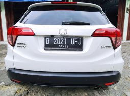 Honda HR-V 1.5 E thn 2017 8