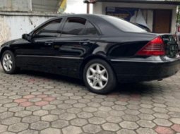 Mercedes-Benz C-Class C 240 2004 7