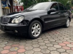 Mercedes-Benz C-Class C 240 2004 5