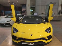 2020 Lamorghini Aventador S Roaster  4