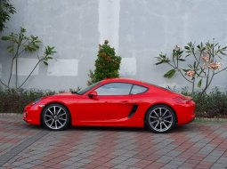 Porsche Cayman 2013 Merah 5