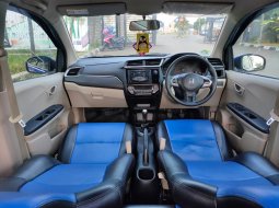 Dijual Cepat Honda Brio 1.2 Satya E M/T 2016 Biru di Jawa Barat 5