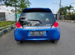 Dijual Cepat Honda Brio 1.2 Satya E M/T 2016 Biru di Jawa Barat 7