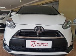 Dijual Toyota Sienta V 2017 di Serang, Banten 3